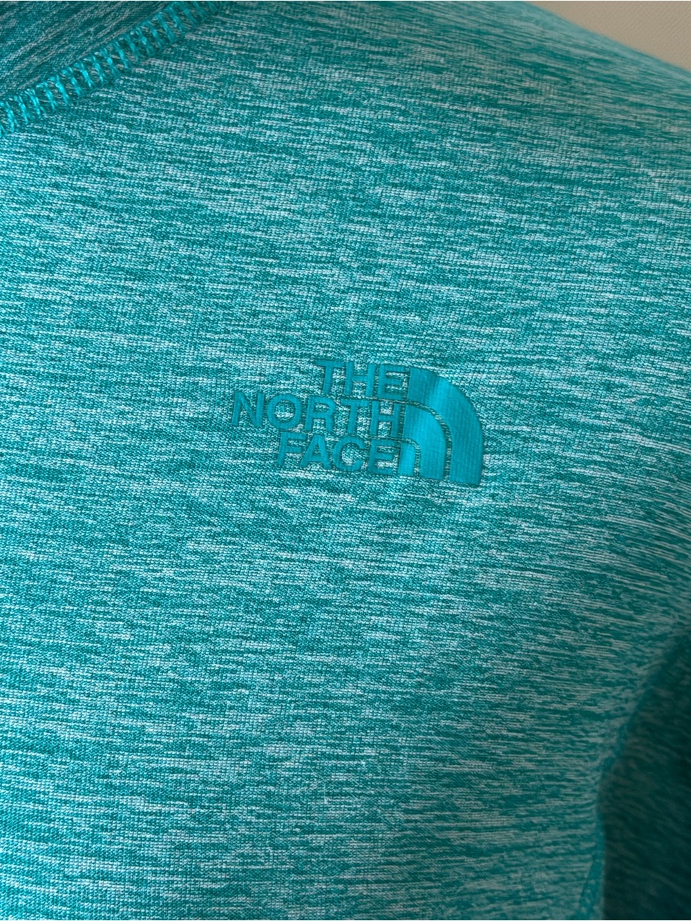 The North Face Turquoise Heather Quarter Zip Pullover Women’s M